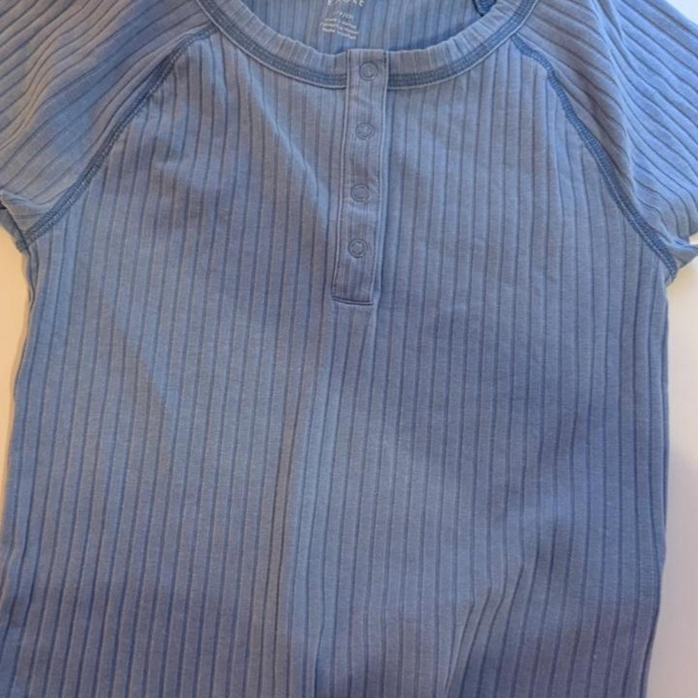 American Eagle Light Blue Ribbed Knit Henley Button Short Sleeve T-Shirt Small